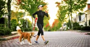 1万歩なんて忘れてOK！研究で分かった年齢に応じた最適な歩数とは